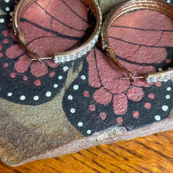 Vintage Premier Designs Gold & Rhinestone Earrings - Picture 8 of 10